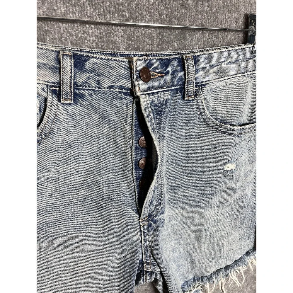 We The Free Baggy Tomboy Jean Shorts Womens Size 24 Blue Distressed Button Fly